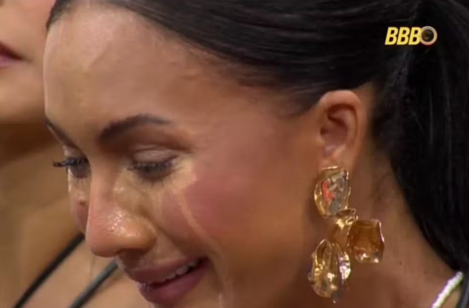 Por que a maquiagem derrete no choro? Lágrima não é só água, explicam especialistas